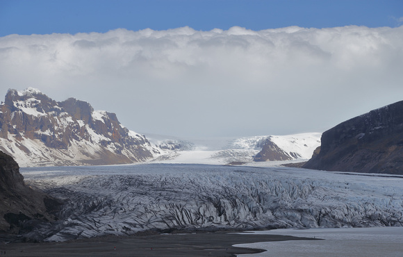 Skaftafellsjökull with storm over icecap