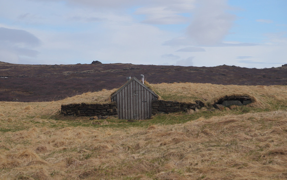 Turf house near Þingvellir NP