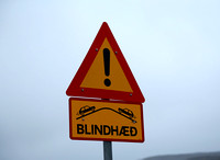 Blindhæð, a blind hill, a common Iceland road hazard