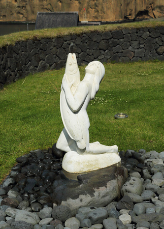 Sculpture at Landlyst