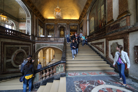 Escalier de la Reine, official entrance to Royal apartments, Versailles