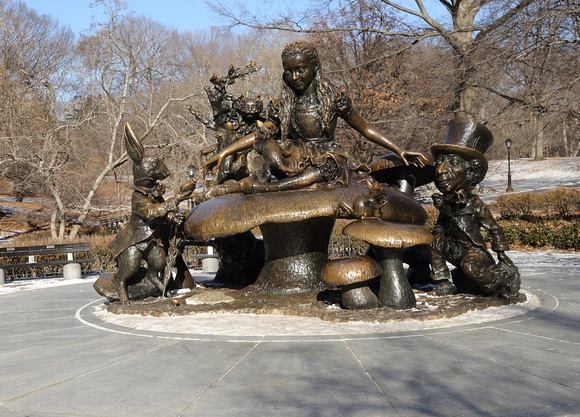 Alice in Wonderland sculpture, Central Park, NYC